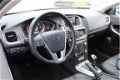 Volvo V40 - 2.0 D2 120PK Momentum - 1 - Thumbnail