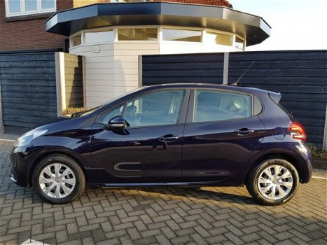 Peugeot 208 - Blue Lion 1.2 Puretech 82pk 5DRS Navigatie, Airco, Cruise control, 1e eigenaar - 1