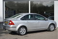 Ford Focus - 1.6 100pk Ghia 4drs - 1 - Thumbnail