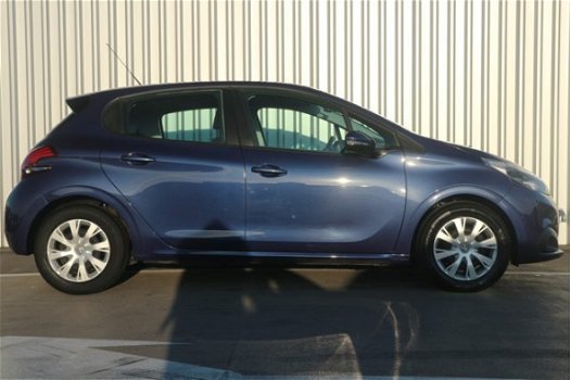 Peugeot 208 - 1.2 82 pk Blue Lion | Navigatie | Parkeersensoren | Cruise Control | - 1