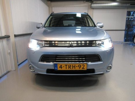 Mitsubishi Outlander - 2.0 PHEV Instyle INCL. BTW 18