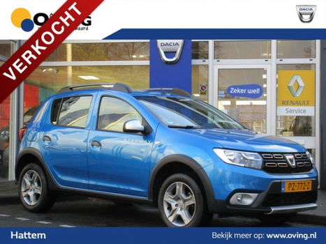 Dacia Sandero - 0.9 Tce 90pk Automaat Stepway / Lage Kilometerstand / Navigatie / Airco / - 1