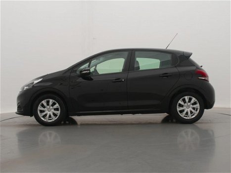 Peugeot 208 - 1.2 82pk Active | Navigatie | Airco | Cruise Control | Bluetooth | Trekhaak | - 1