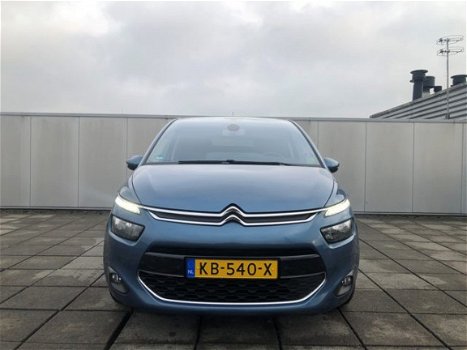 Citroën C4 Picasso - 1.2 PureTech 130pk Intensive Achteruitrijcamera, Parkeersensoren voor + achter - 1