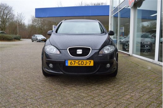 Seat Altea XL - 1.6 Clubstyle | 1e eigenaar | Trekhaak | Winterwielenset - 1