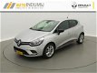 Renault Clio - TCe 90 Limited / Navigatie / Climate Control - 1 - Thumbnail