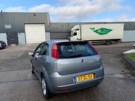 Fiat Grande Punto - 1.2 Active 2008Airco1 jaar APK - 1