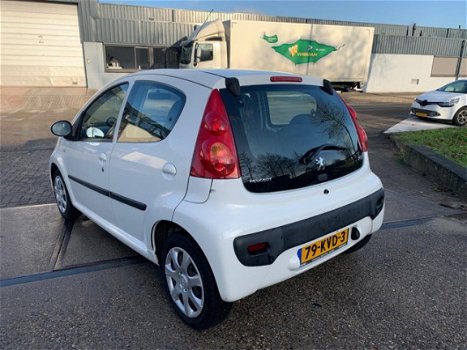 Peugeot 107 - 1.0-12V Sublime 2010Airco5-deurs1 jaar APK 1e eigenaar - 1