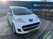 Peugeot 107 - 1.0-12V Sublime 2010Airco5-deurs1 jaar APK 1e eigenaar - 1 - Thumbnail