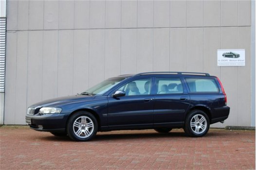 Volvo V70 - 2.5 T AWD AUTOMAAT YOUNGTIMER - 1