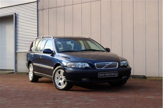 Volvo V70 - 2.5 T AWD AUTOMAAT YOUNGTIMER - 1
