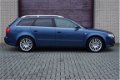 Audi A4 Avant - 3.0 TDI quattro S-line, Xenon, Navi, Cd wisselaar, Parkeerhulp, Cruise, Stoelverwarm - 1 - Thumbnail