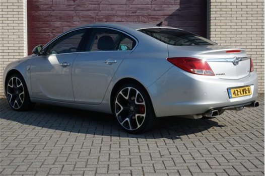 Opel Insignia - 2.8 T Cosmo 4x4 6 Cilinder // Trekhaak, Xenon, Navigatie, Cruise control, Memory Sto - 1