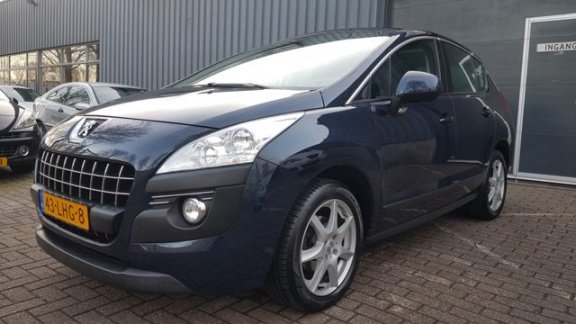 Peugeot 3008 - 1.6 VTi, Navigatie, Panorama, PDC, Trekhk - 1