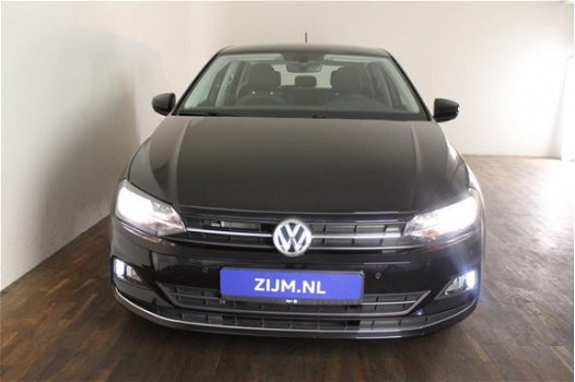 Volkswagen Polo - 1.0 TSI 95pk DSG Highline | Navigatie | Sportstoelen | Stoelverwarming | Climatron - 1