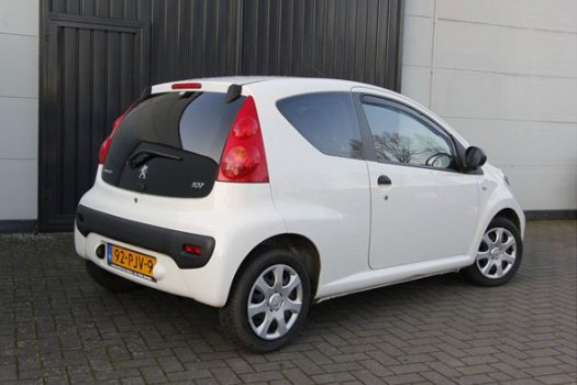 Peugeot 107 - 1.0-12V XR - 1