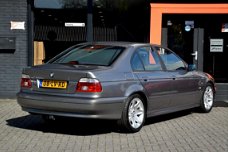 BMW 5-serie - 530d 193 PK Facelift Lifestyle Edition Youngtimer Navi Sportpakket