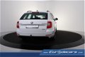 Skoda Superb - 1.6 TDI Ambition *Navigatie*Panoramadak*Pdc - 1 - Thumbnail