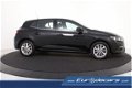 Renault Mégane - 1.5 dCi *Navigatie*Pdc*Led*Climate Control - 1 - Thumbnail