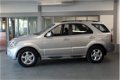 Kia Sorento - 2.5 CRDi Adventure AUTOMAAT, TREKHAAK, LMV, 161000 KM NU VASTE MEENEEMPRIJS INCL APK - 1 - Thumbnail