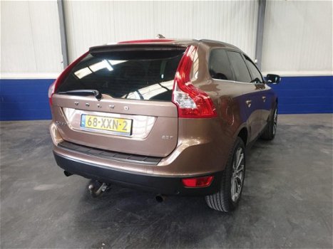 Volvo XC60 - 2.0 T FWD Summum - 1