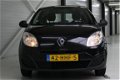 Renault Twingo - 1.2 Authentique Airco | Centrale vergrendeling | Radio/cd | Stuurbekrachtiging - 1 - Thumbnail