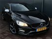 Volvo S60 - 2.0 D4 R-Design , Nav, Stoelverwarming, Nieuwstaat, BOVAG garantie - 1 - Thumbnail