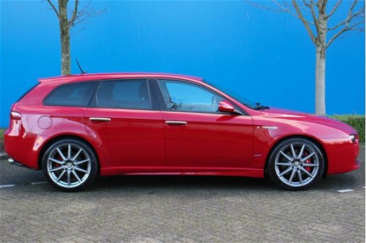 Alfa Romeo 159 Sportwagon - 1750 TBI Ti - 103.000 km - 1