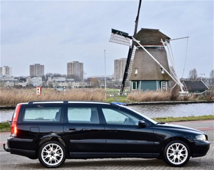 Volvo V70 - 2.4 Bi-Fuel G3 LPG, Dealer auto, Youngtimer, zeer goede nette onderhouden auto - 1