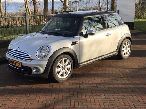 Mini Mini - 1.6 Cooper 10 Years II SPECIALE JUBILEUM UITVOERING MET SPLINTERNIEUWE APK IN PRIJS VERL - 1