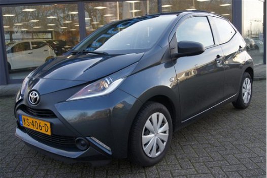 Toyota Aygo - 1.0 VVT-i x-now Airco I Cruise Control I VVT-i motor I Centrale vergrendeling I Elektr - 1