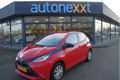 Toyota Aygo - 1.0 VVT-i x-now Airco I Cruise Control I VVT-i motor I Elektrische Ramen I Centrale Ve - 1 - Thumbnail