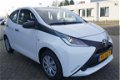 Toyota Aygo - 1.0 VVT-i x-now Airco I Cruise Control I VVT-i motor I Elektrische Ramen I Centrale Ve - 1 - Thumbnail