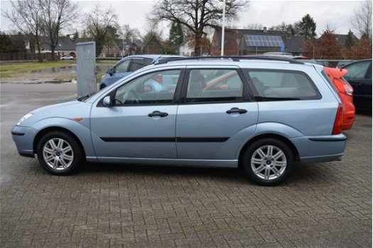 Ford Focus Wagon - 1.6-16V Futura | Climate Control | Leder | Trekhaak OOK ZONDAG 19 JANUARI OPEN - 1