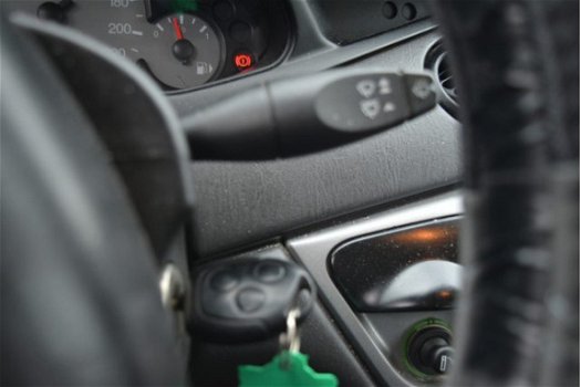 Ford Focus Wagon - 1.6-16V Futura | Climate Control | Leder | Trekhaak OOK ZONDAG 19 JANUARI OPEN - 1