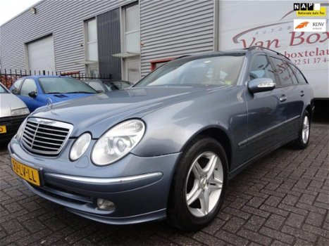 Mercedes-Benz E-klasse Combi - 270 CDI Avantgarde 5 deurs station, ALS NIEUW, geen spat roest, nwe a - 1