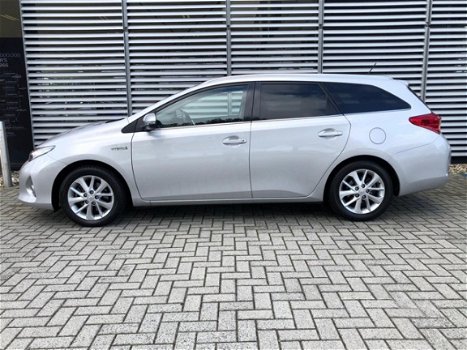 Toyota Auris Touring Sports - 1.8 Hybrid Lease - 1