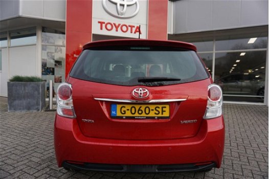 Toyota Verso - 1.8 VVT-i Aspiration, Navigatie, Lichtmetaal - 1