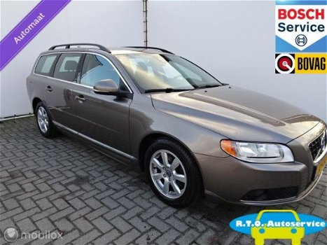 Volvo V70 - 1.6 DRIVe Momentum AUTOMAAT ZEER NETTE AUTO - 1