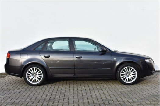 Audi A4 - 2.0 ADVANCE - AUTOMAAT - CRUISE CONTROL - 1