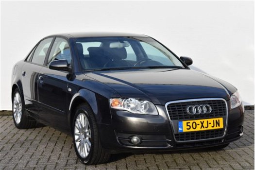 Audi A4 - 2.0 ADVANCE - AUTOMAAT - CRUISE CONTROL - 1