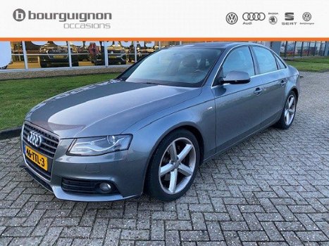 Audi A4 - 1.8 TFSI Pro Line met S-line interieur , MMI navi, 18