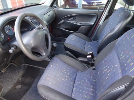 Citroën Saxo - 1.1i Basis *5 DEURS* *APK T/M 6-11-2020 - 1