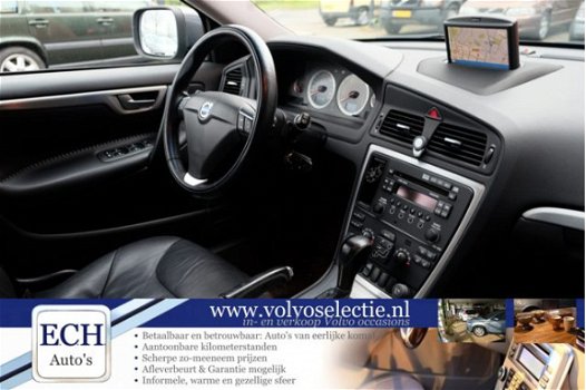 Volvo XC70 - D5 185pk Automaat, Summum, Schuifdak, Four-C - 1