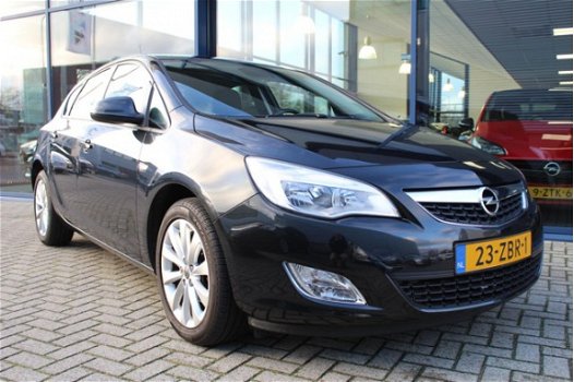 Opel Astra - 1.4 Turbo Ann. Ed - 1