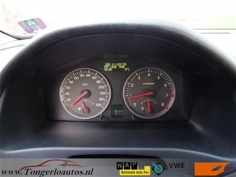 Volvo S40 - 1.8 -Trekhaak-Airco-Cruise-APK nieuw - 1