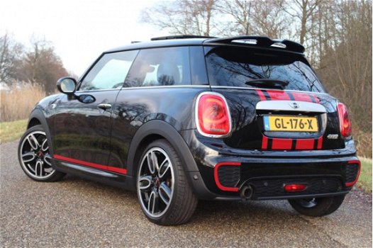 Mini Mini Cooper - 1.5 Automaat JCW Pano Xenon Led Sportstoelen Navigatie Orig.Nederlands - 1