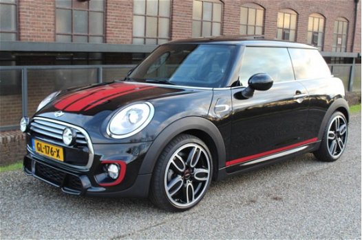 Mini Mini Cooper - 1.5 Automaat JCW Pano Xenon Led Sportstoelen Navigatie Orig.Nederlands - 1