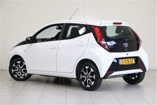 Toyota Aygo - 1.0 VVT-i x-first # LM VELGEN + APPLE CARPLAY/ANDROID AUTO - 1