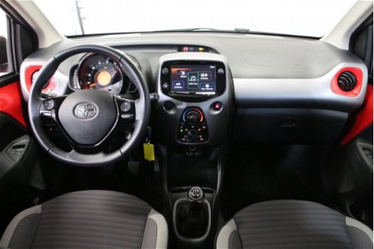 Toyota Aygo - 1.0 VVT-i x-first # LM VELGEN + APPLE CARPLAY/ANDROID AUTO - 1